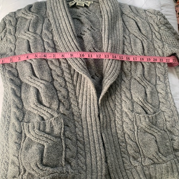 100% Wool Aran Mor Cardigan from Ireland - NWOT - Picture 7 of 8